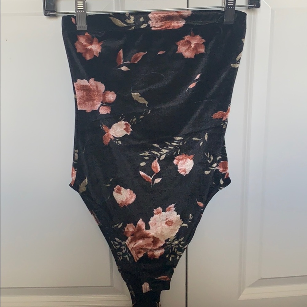 SOLD!!! OUT FROM UNDER Floral Print Velvet Bodysuit